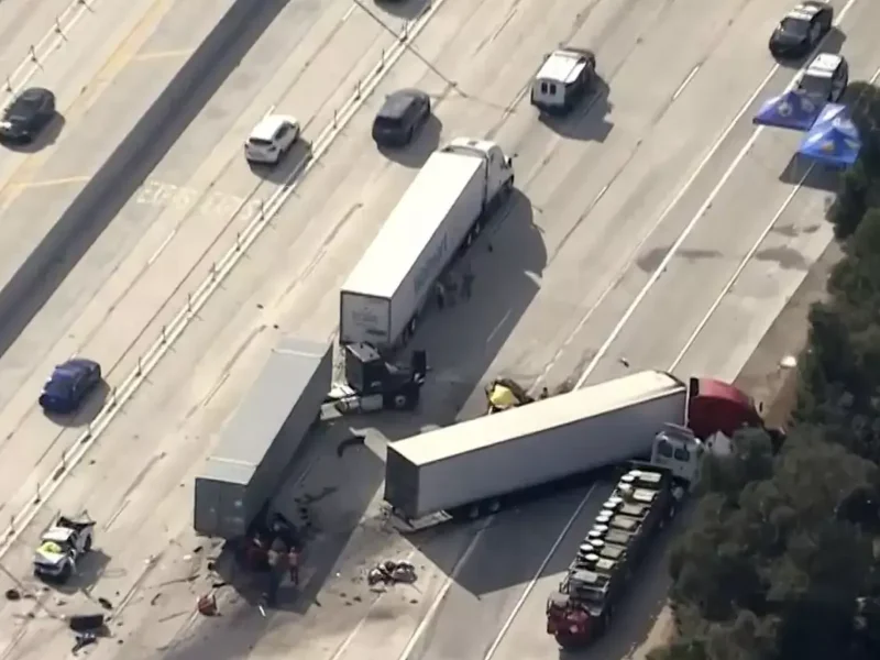 Republicans, Democrats Split On Immigrant Commercial Drivers