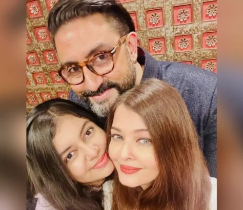 Aishwarya, Abhishek, Aaradhya Present Picture Of Cute Togetherness