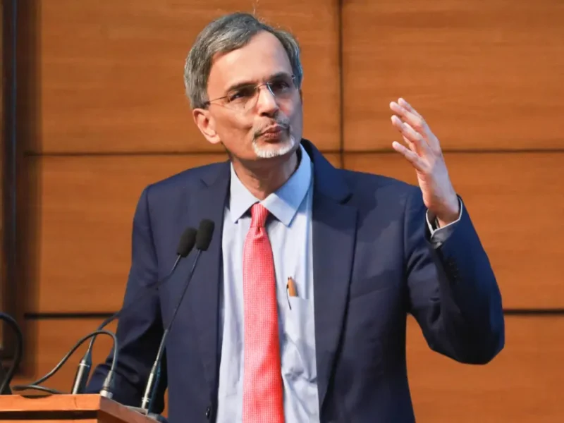 Gulf Risks Could Hit Remittances By $10 Billion: India's Economic Adviser