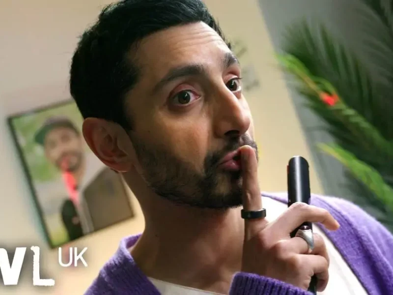 Riz Ahmed's Intense Performance In 'HAMLET'