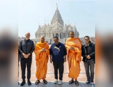 Shankar-Ehsaan-Loy Offer Prayers At Akshardham Temple In New Jersey
