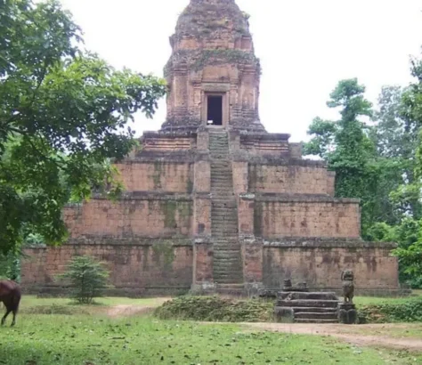 Baksei Chamkrong Temple Restoration