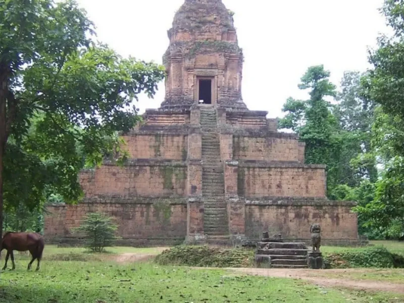Baksei Chamkrong Temple Restoration