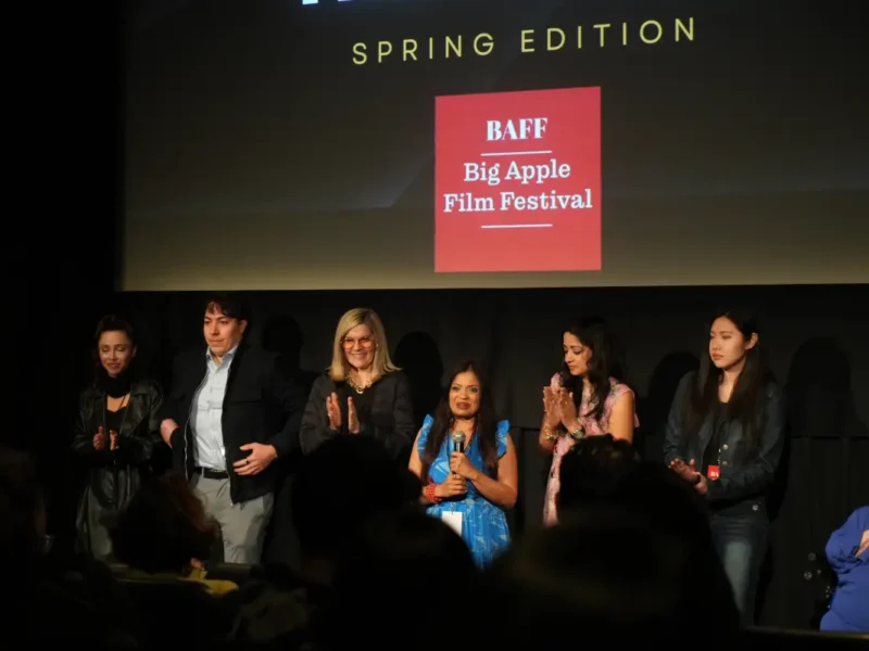 Neha Lohia’s ‘Hello Dad’ Draws Large Audience At Film Fest