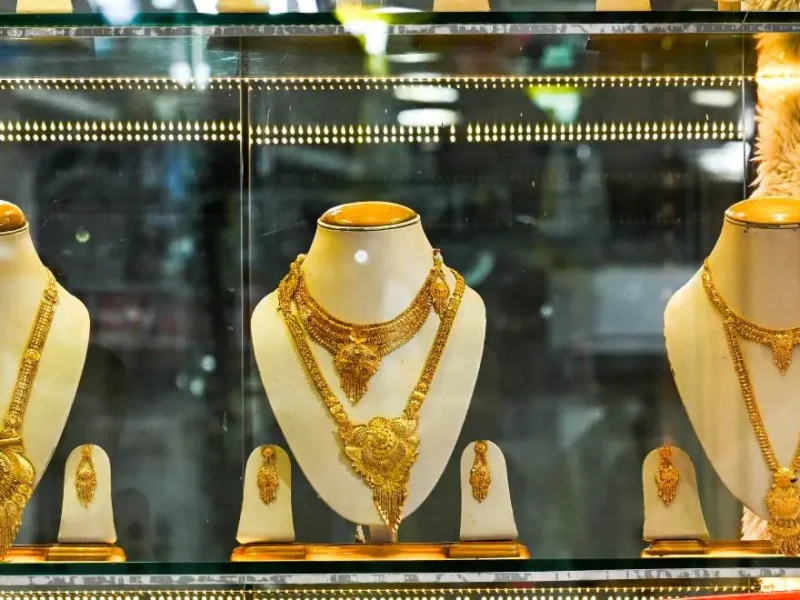 The Big Shift: Why India’s Jewelers Are Shifting To Large Stores