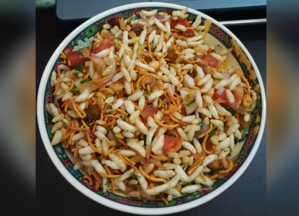 Toss Up Bengal’s Humble Jhalmuri Which Just Met Political Theater