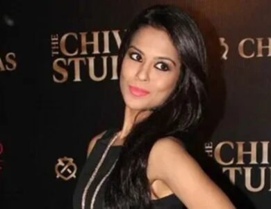Sana Saeed On Why An Awkward LA Restaurant Order Forced Her To Train Her Accent