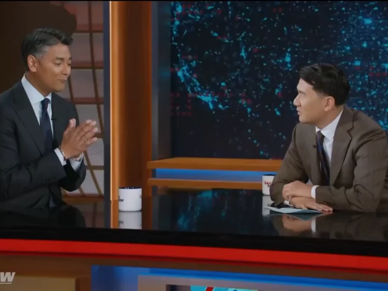 Mayor Aftab Pureval Talks About His Refugee Family Story On 'The Daily Show'
