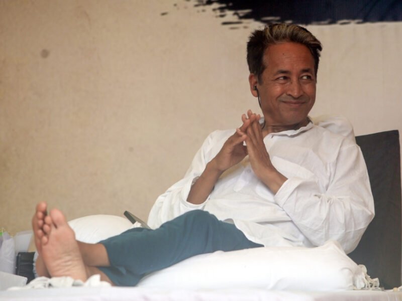 Students Hold Ground As Protests Spread; Wangchuk, Rahul Gandhi Keep Pressure On Govt.