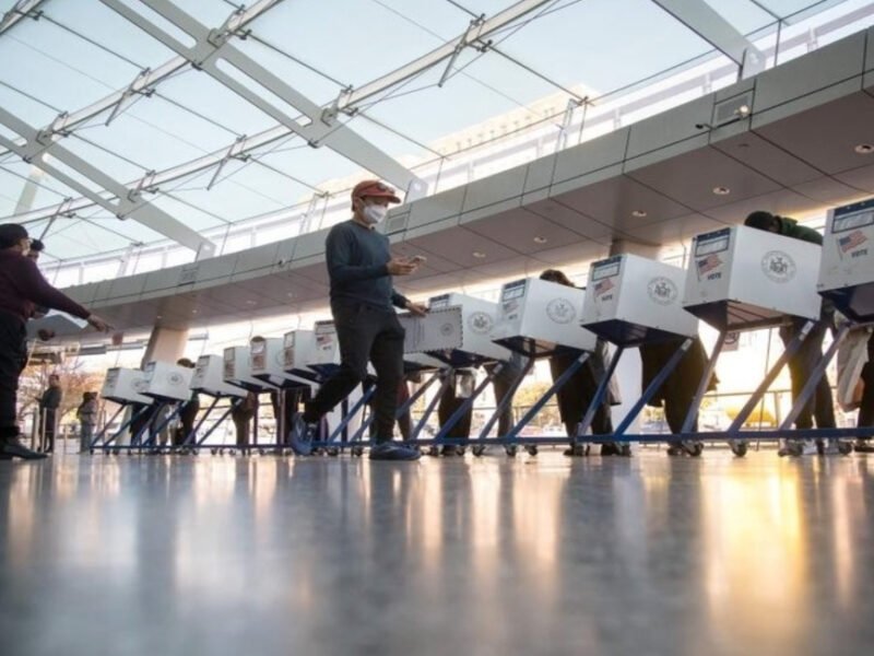 Indian American Voters Lean Democratic As US Midterms Draw Closer