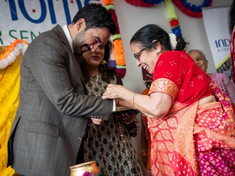 Mamdani Joins Indian American Seniors For Rakshabandhan