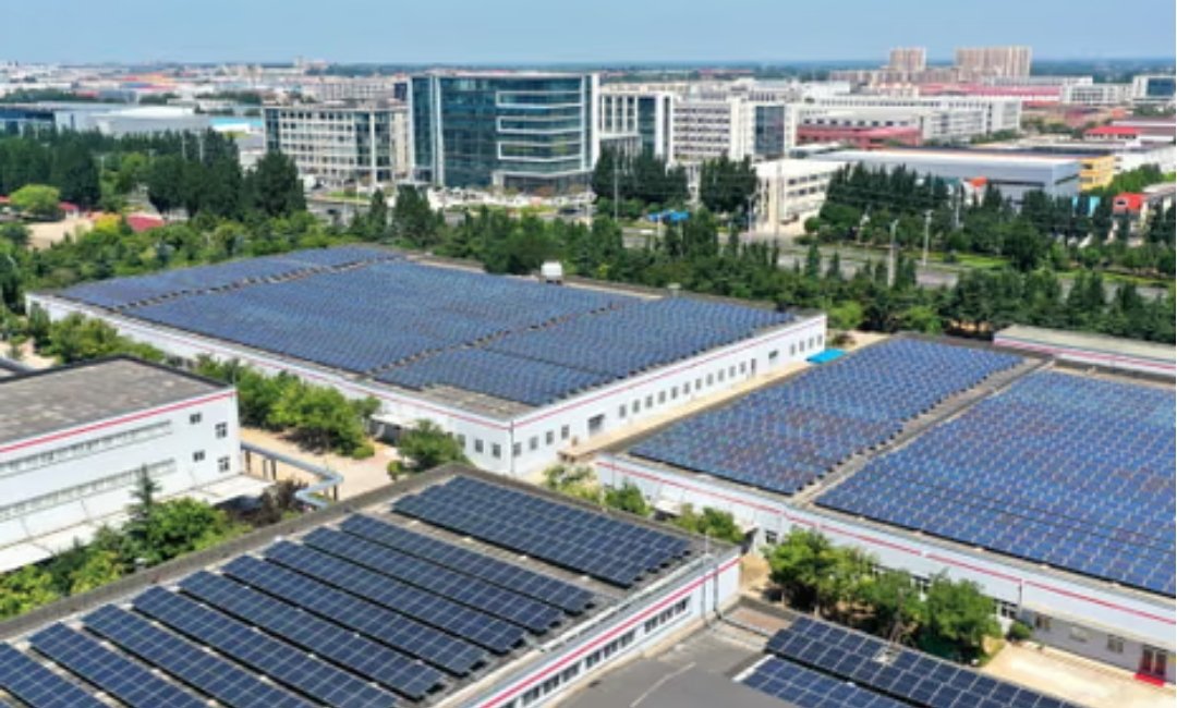 Trump Imposes 15% Tariff On Solar Material Imports