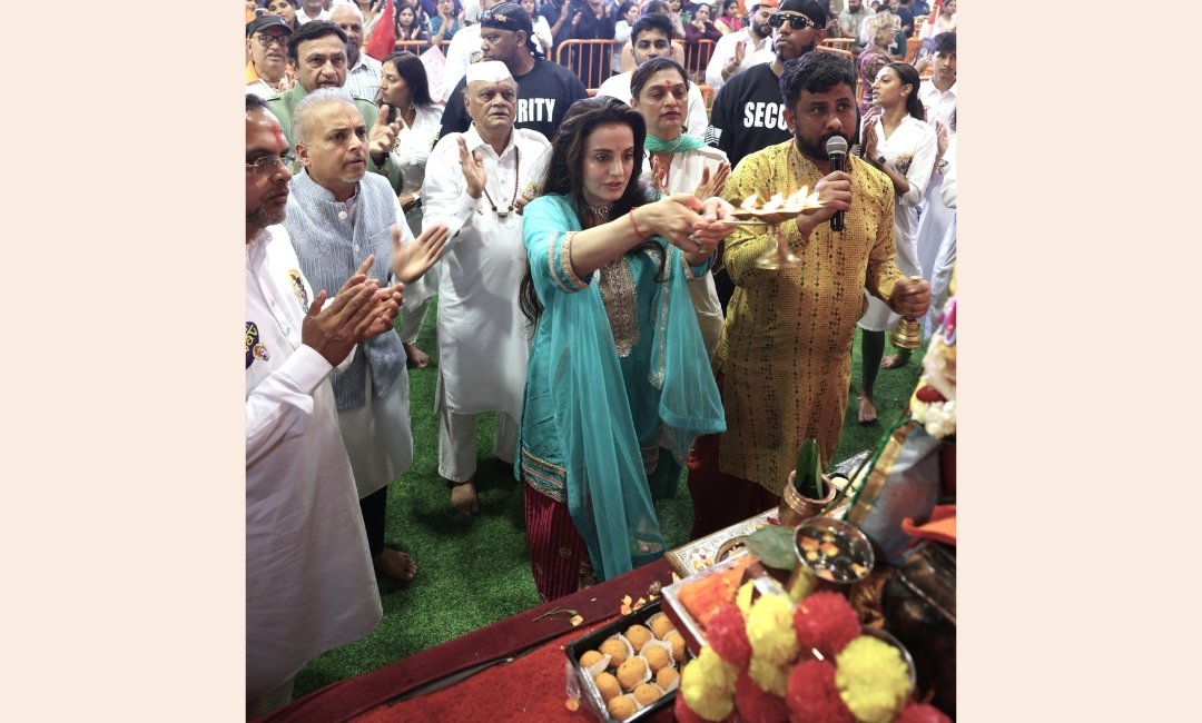 Amisha Patel Joins Jersey City Ganesh Festival Celebrations