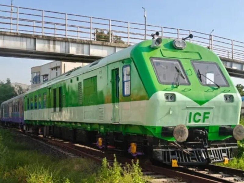 India Launches First LNG-Powered Train To Cut Diesel Use