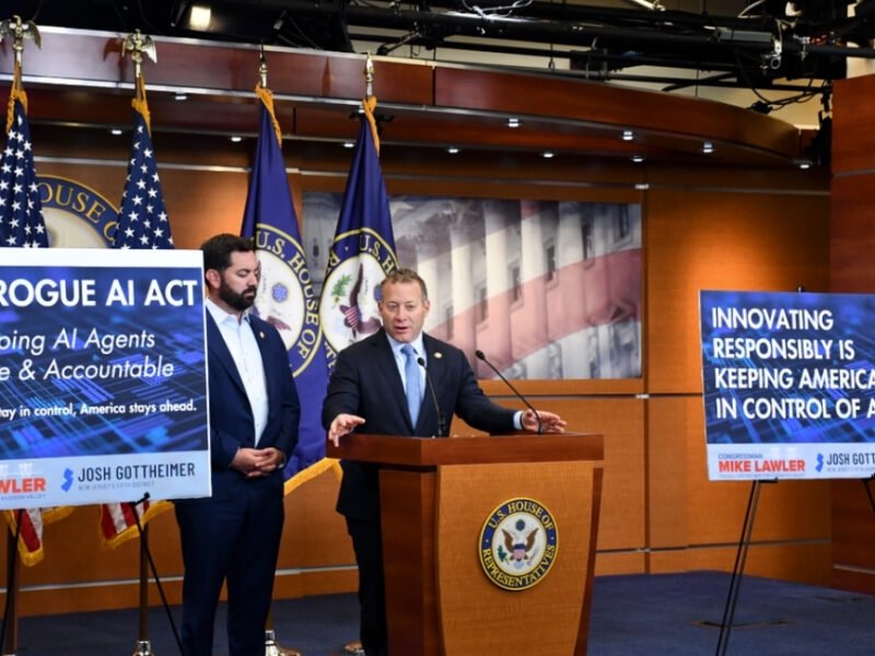 US Lawmakers Target Rogue AI With New Bipartisan Bill