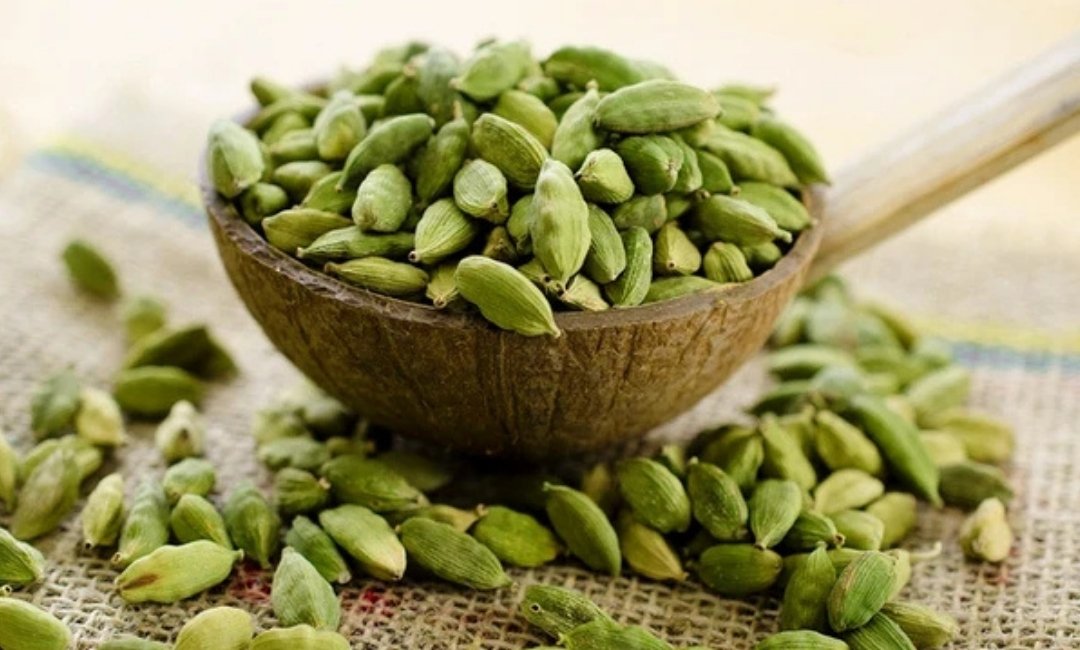 The Many Traditional Uses Of Fragrant Elaichi