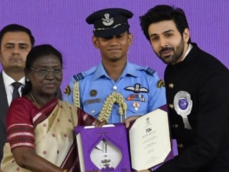 President Murmu Calls On Film Stars To Use Their Influence Responsibly