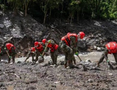 Families Urge US To Step Up Search For 90 Americans Missing In Nepal