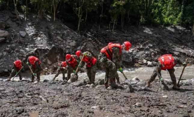 Families Urge US To Step Up Search For 90 Americans Missing In Nepal