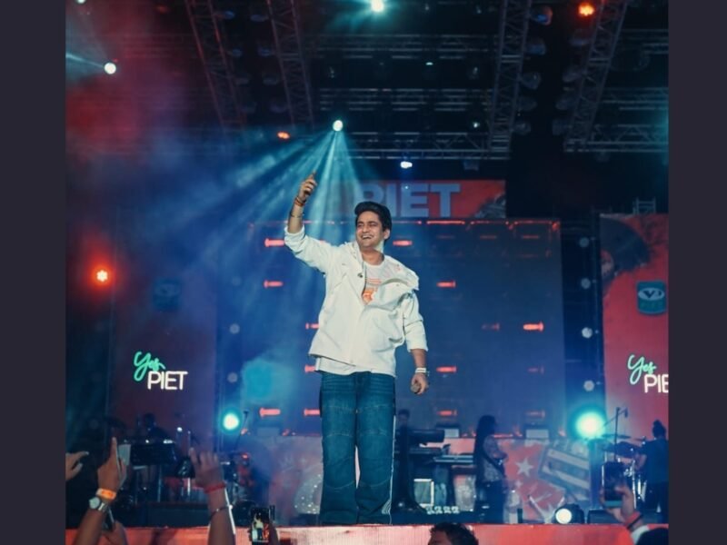 Singer Amit Mishra