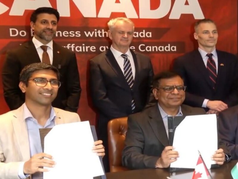 Canadian Trade Minister Maninder Sidhu with business delegates during the India trade mission