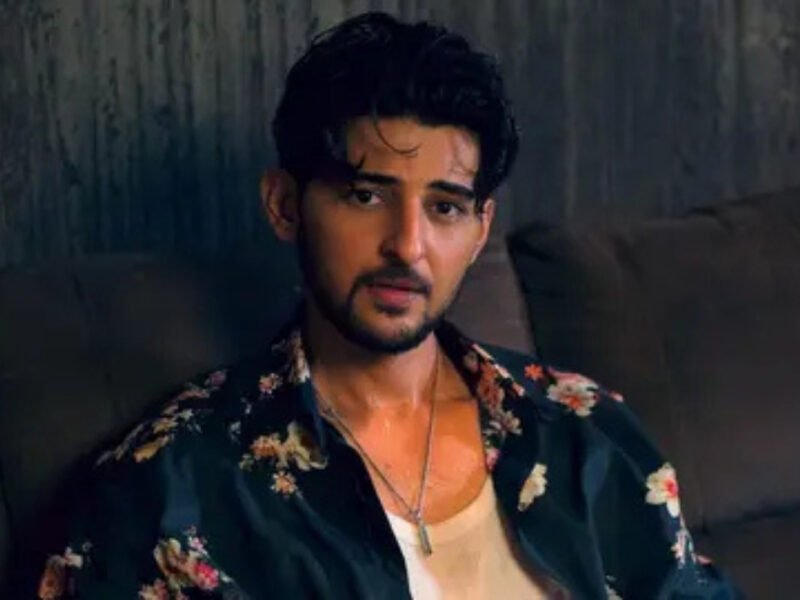 Singer Darshan Raval