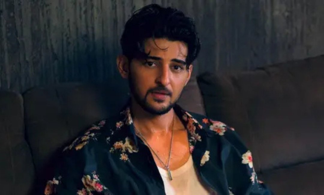 Singer Darshan Raval