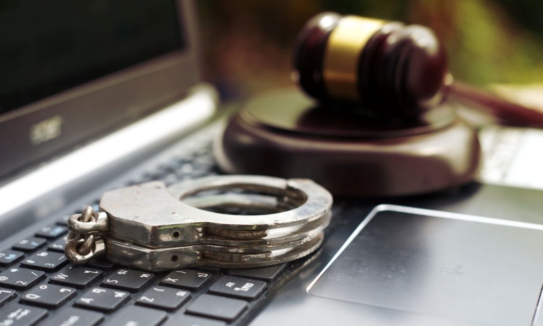 Illustration of online fraud networks and international cybercrime investigations