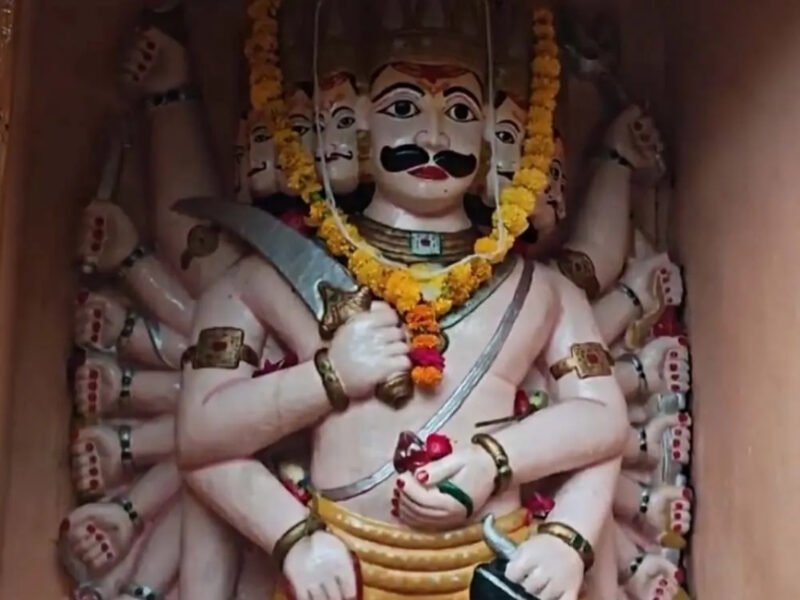 Ravana idol at Dashanan Temple in Kanpur