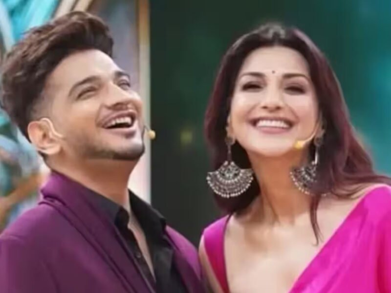 Sonali Bendre and Munawar Faruqui, hosts of Pati Patni Aur Panga Season 2