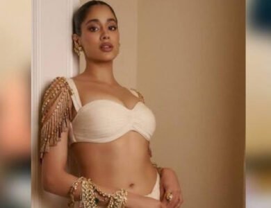 Janhvi Kapoor wears a Bengal Muslin Khadi saree at the BoF 500 gala in Paris.