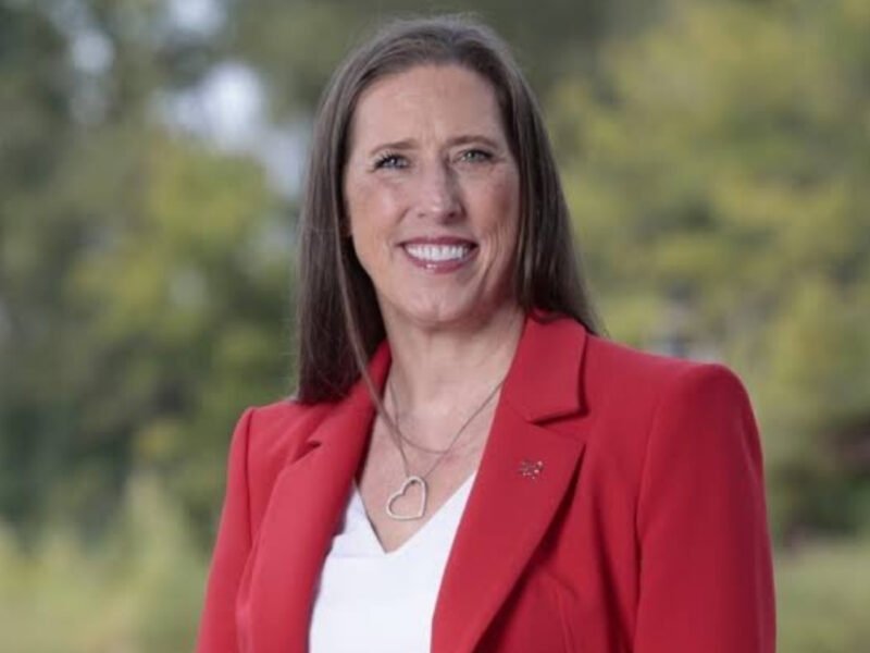 Republican congressional candidate Jennifer Davis discusses her India connections and campaign for Illinois’ 8th District seat.