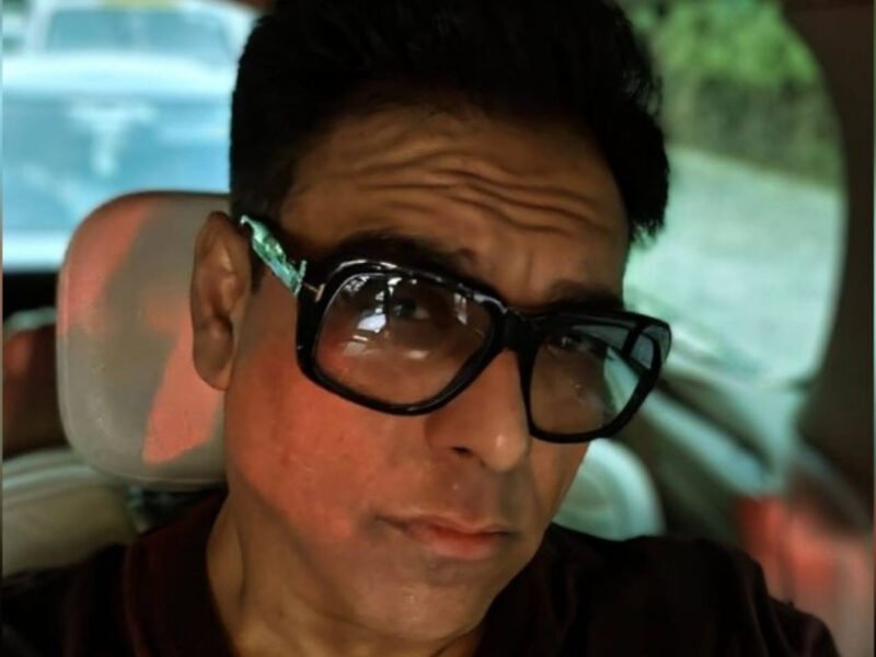Ram Kapoor shows his sharper jawline in a selfie taken inside his car