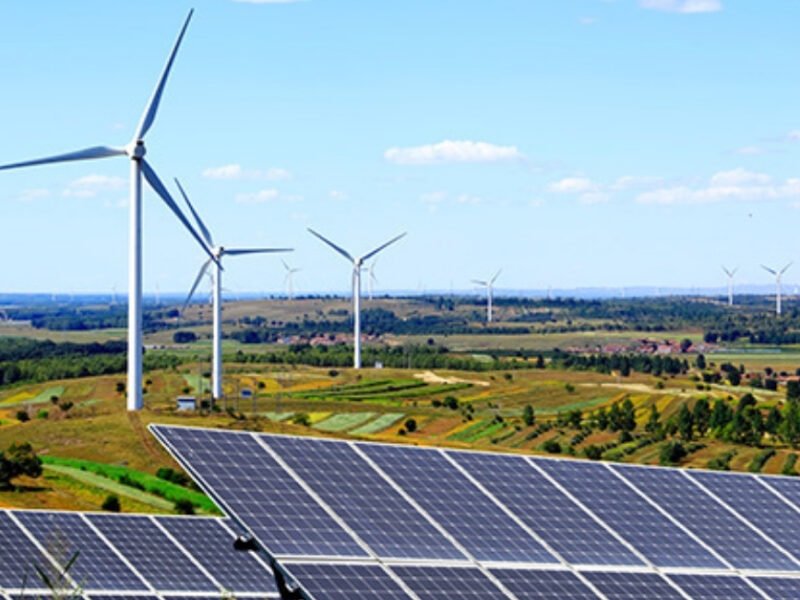 India’s renewable energy expansion supports new jobs, investment, manufacturing and clean energy development.