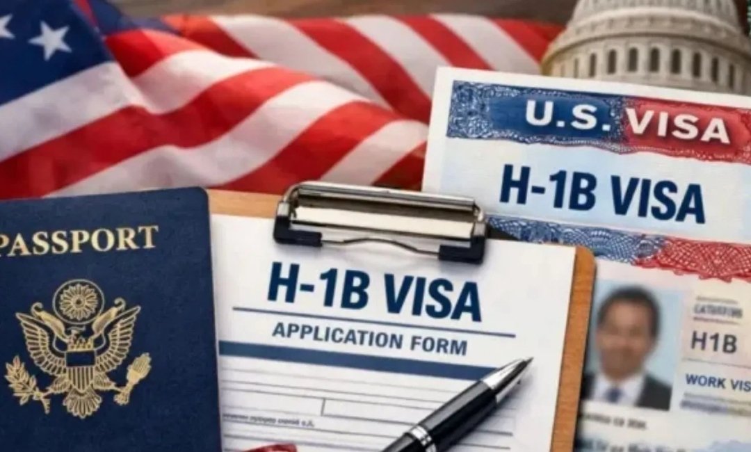 U.S. Citizenship and Immigration Services office sign