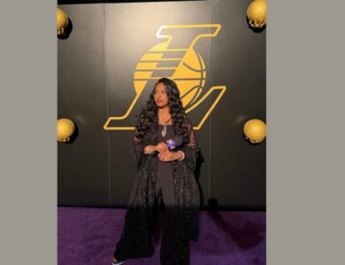 Varshini Muralikrishnan sings the US national anthem at Crypto.com Arena during a Lakers game