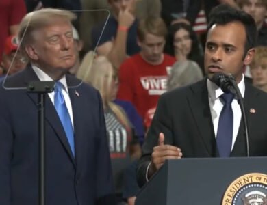 Donald Trump and Vivek Ramaswamy at a campaign rally in Youngstown, Ohio