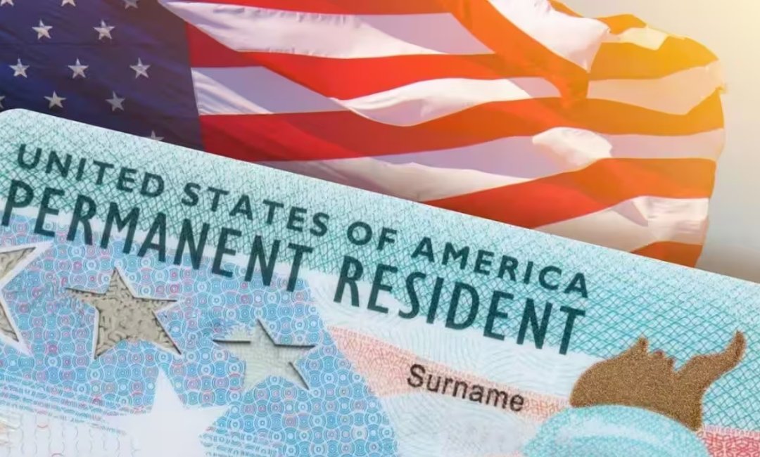 October 2026 US Visa Bulletin shows lengthy EB-2 and EB-3 Green Card backlogs for applicants from India.